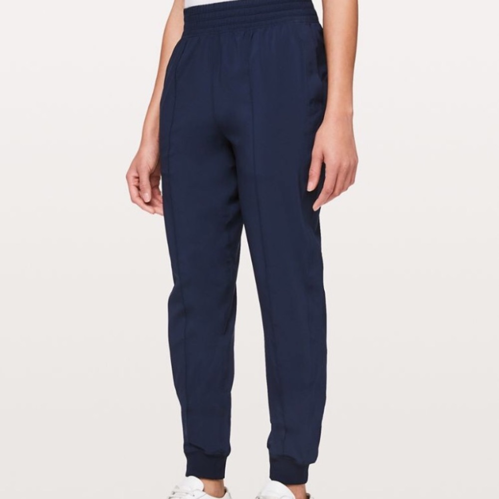 Lululemon wander joggers NWT